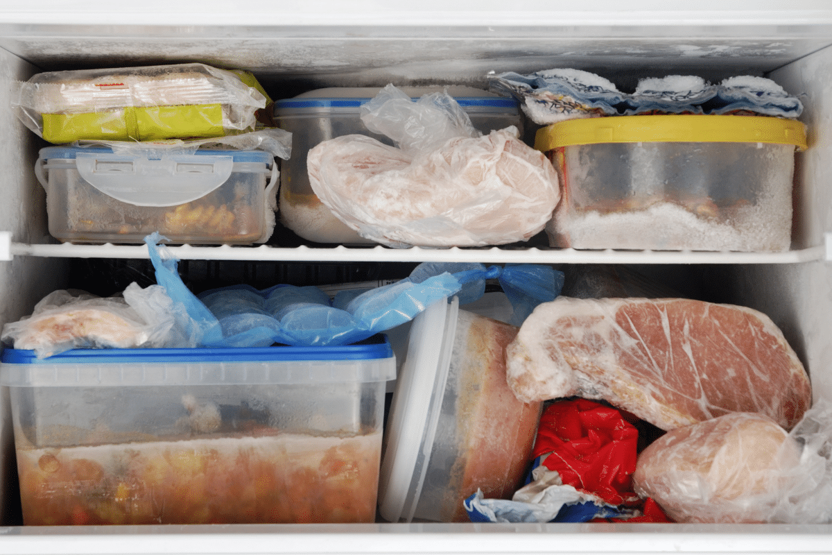 Why Refrigerator Ice Cubes taste bad